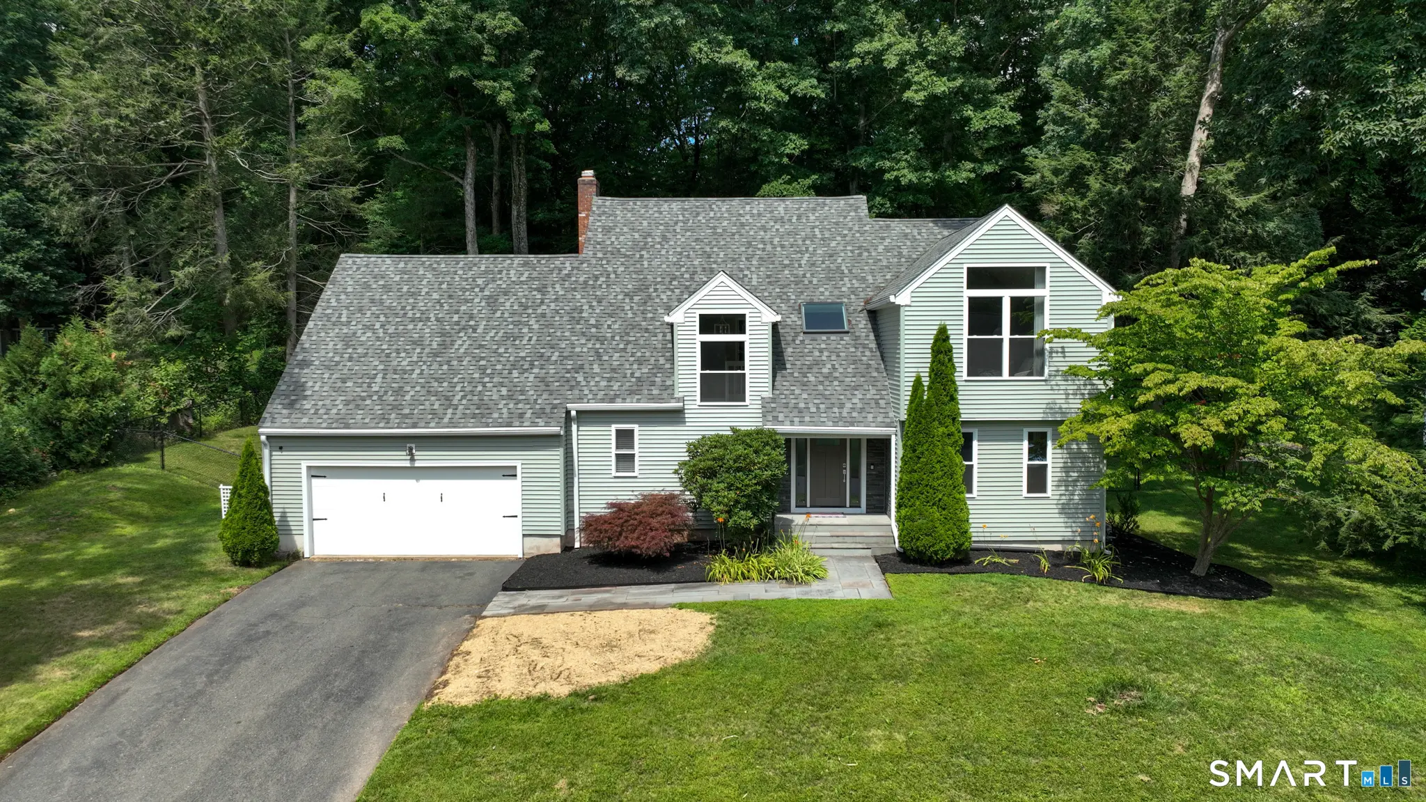 22 Canterbury Lane, Farmington