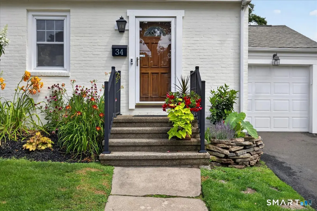 34 Hall Street, New Haven