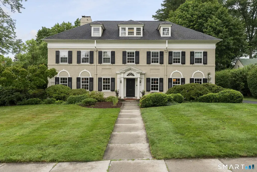 33 Sycamore Road, West Hartford