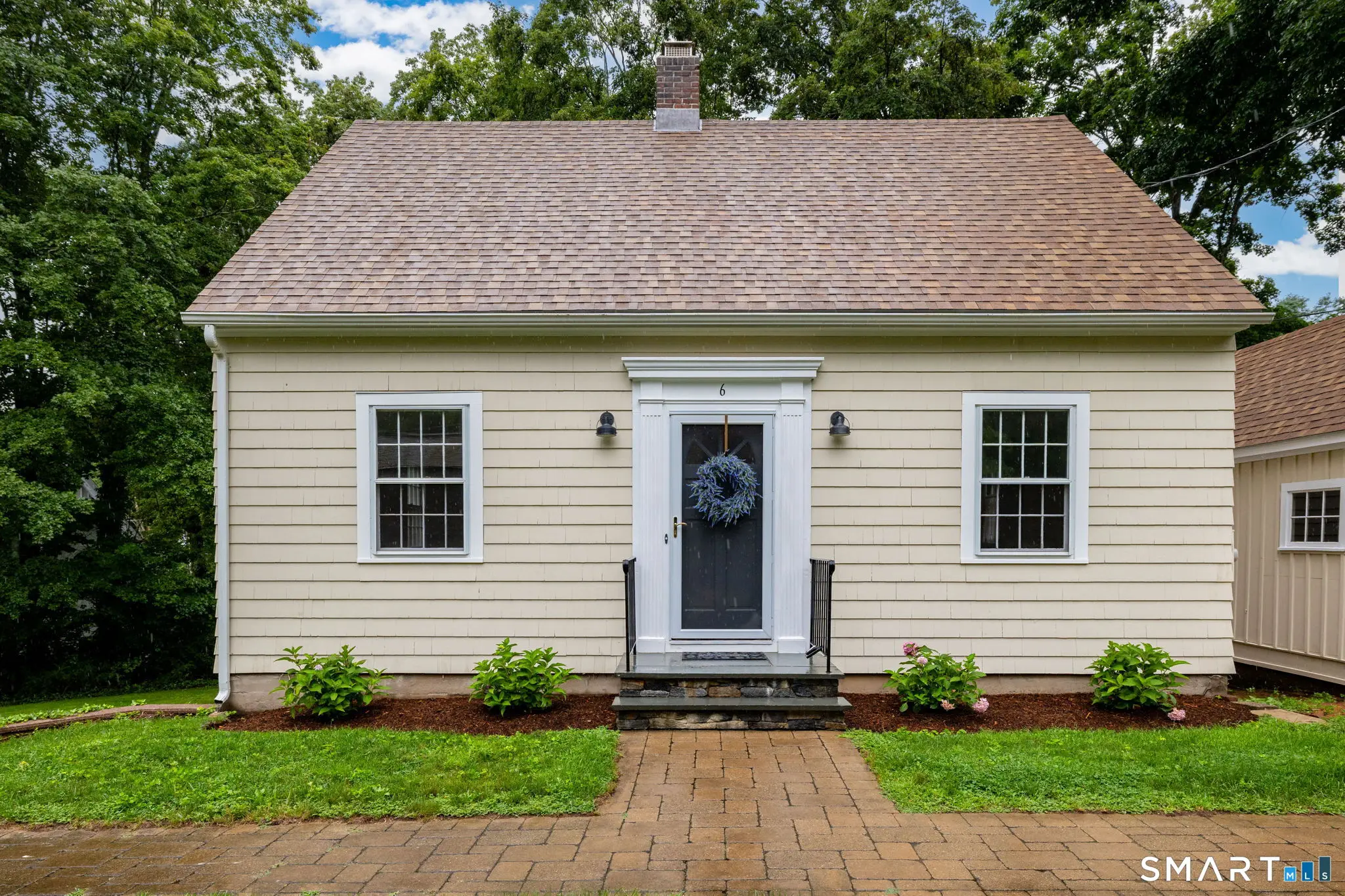 6 Keighley Pond Road, East Hampton