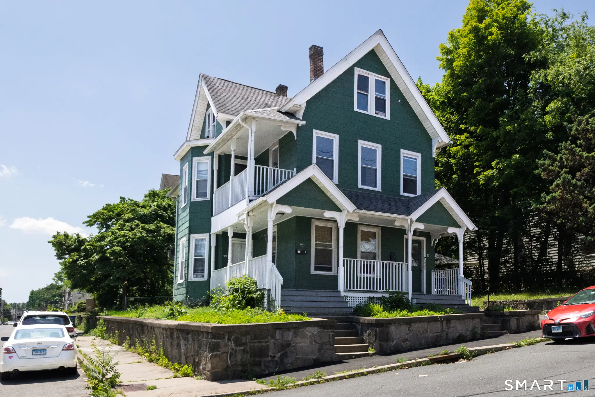 95 Sunnyside Avenue, Waterbury