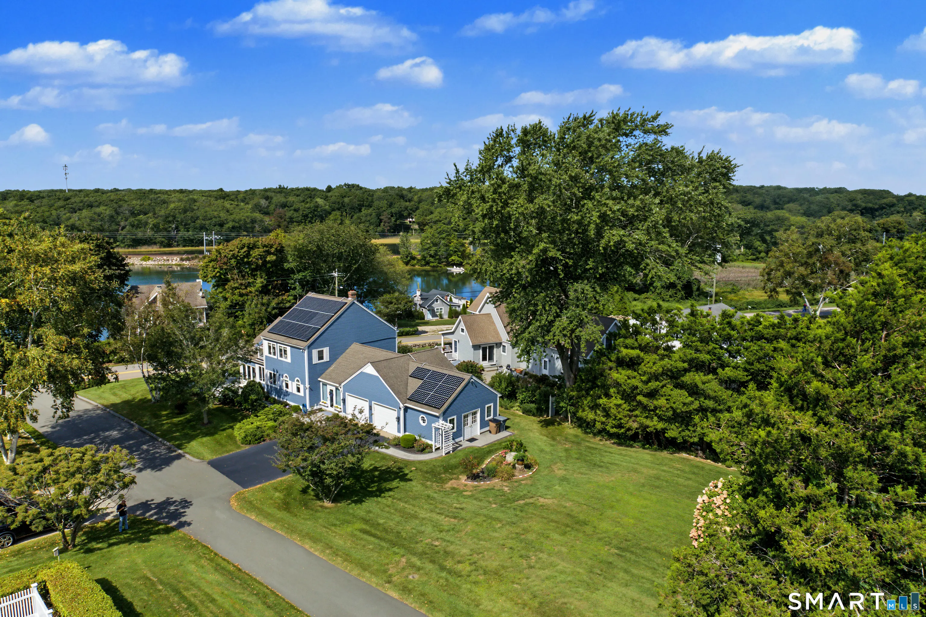 64 Old Black Point Road, East Lyme