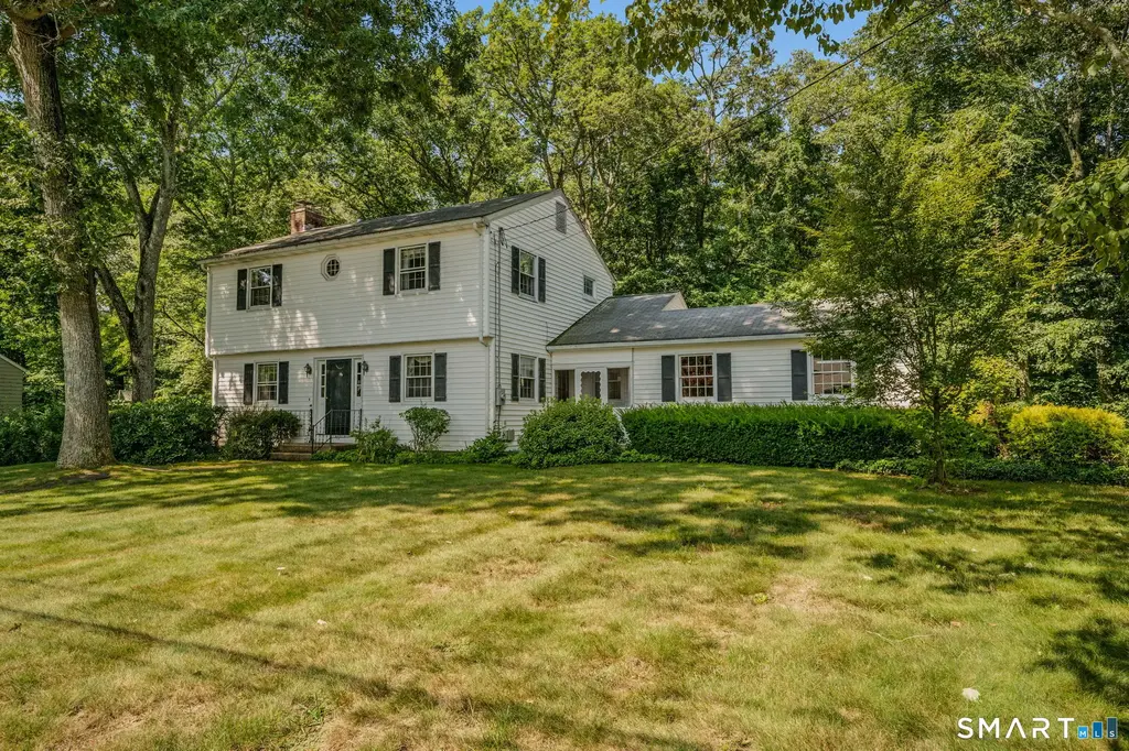 15 Monticello Drive, East Lyme