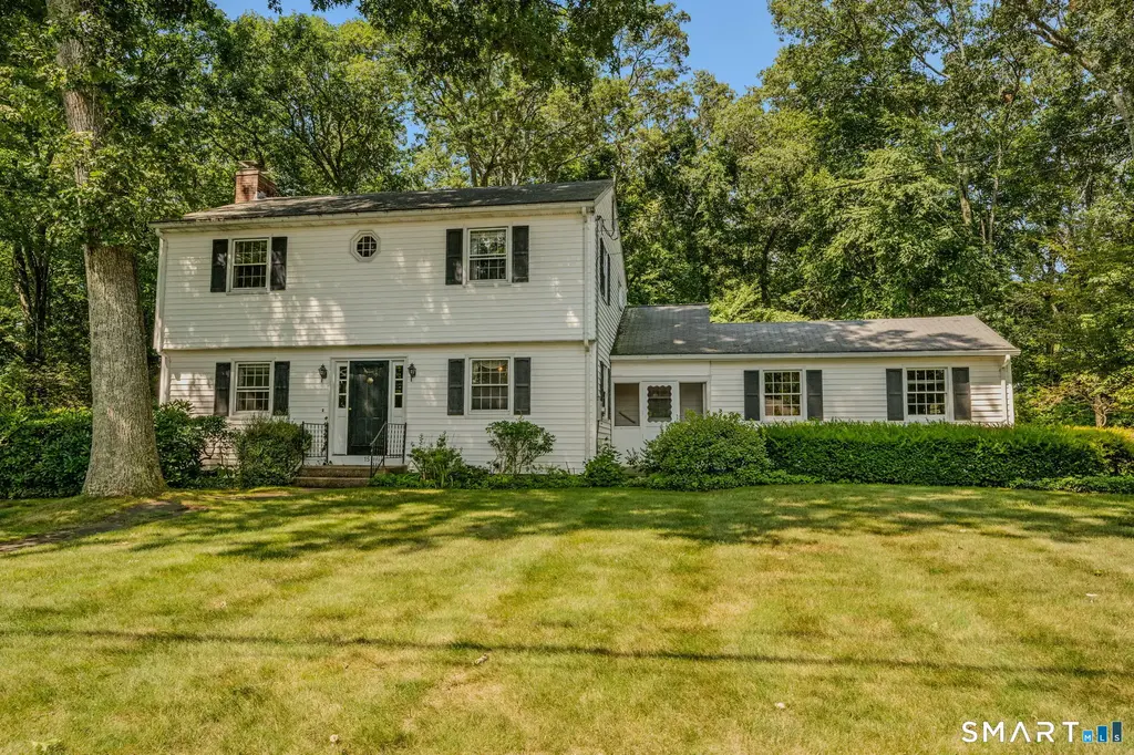 15 Monticello Drive, East Lyme