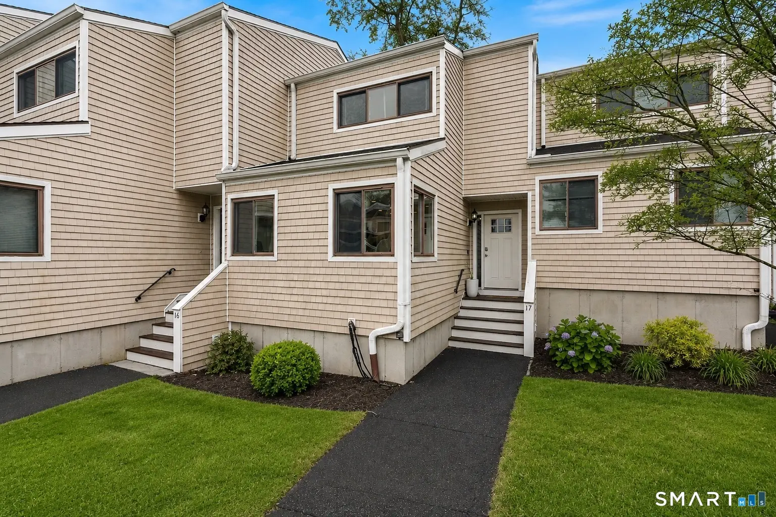 1463 Black Rock Turnpike 17, Fairfield