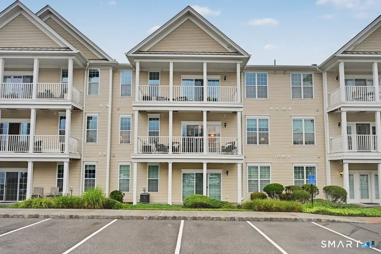 215 Center Meadow Lane 215, Danbury