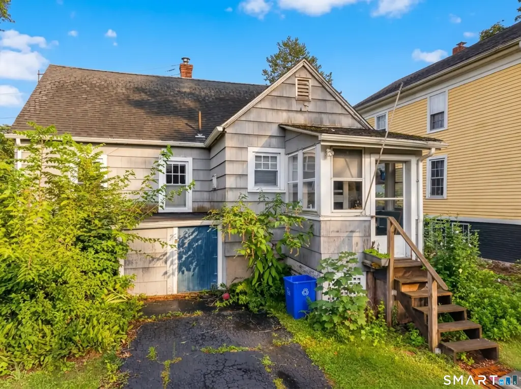 6-1/2 Fort Rachel Place, Groton