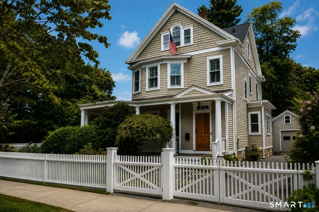 239 Beach Road, Fairfield