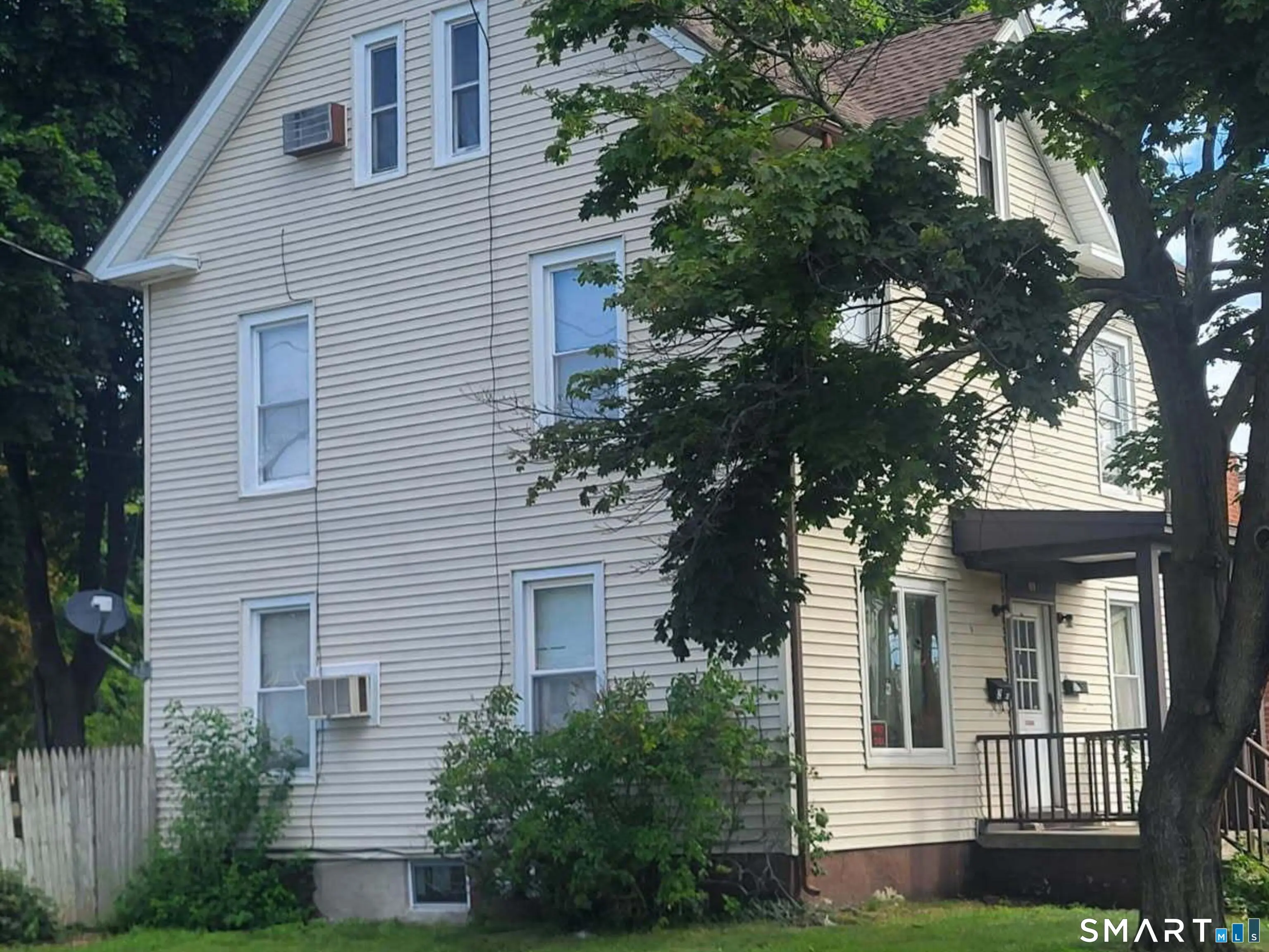49 Monahan Place, West Haven