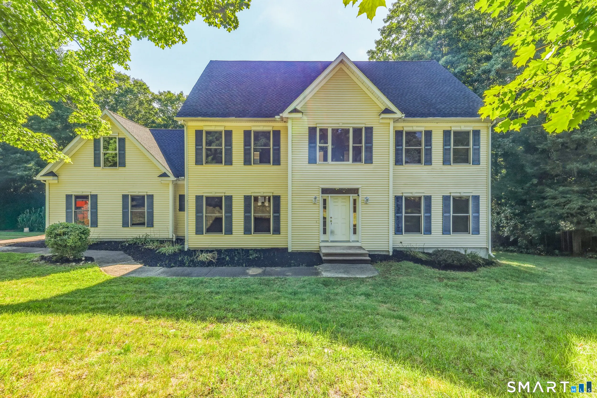15 Davison Road, East Haddam
