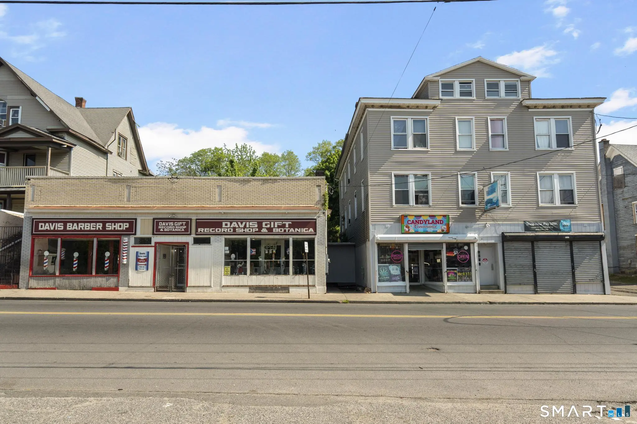 669 East Main Street, Waterbury