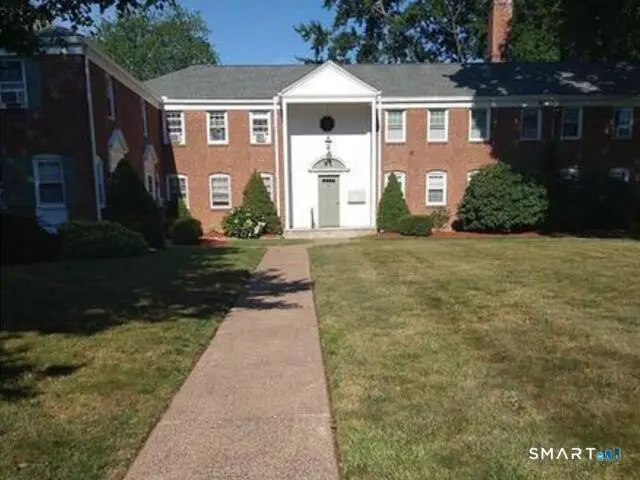 51 Robin Road B2, West Hartford