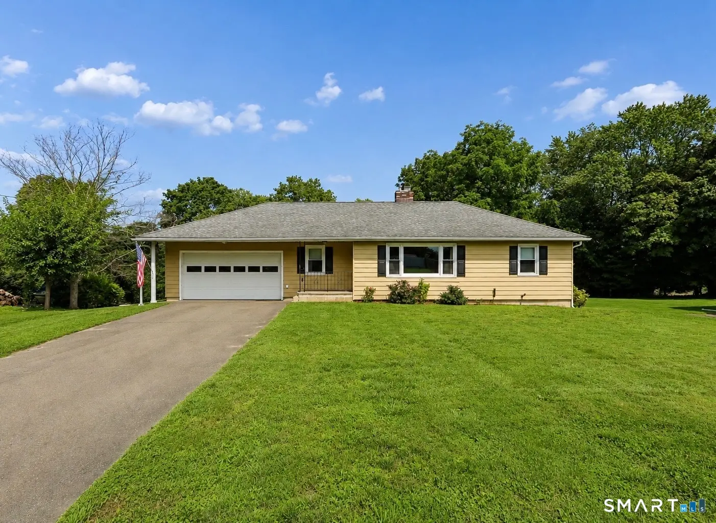 31 Jeanette Road, Danbury