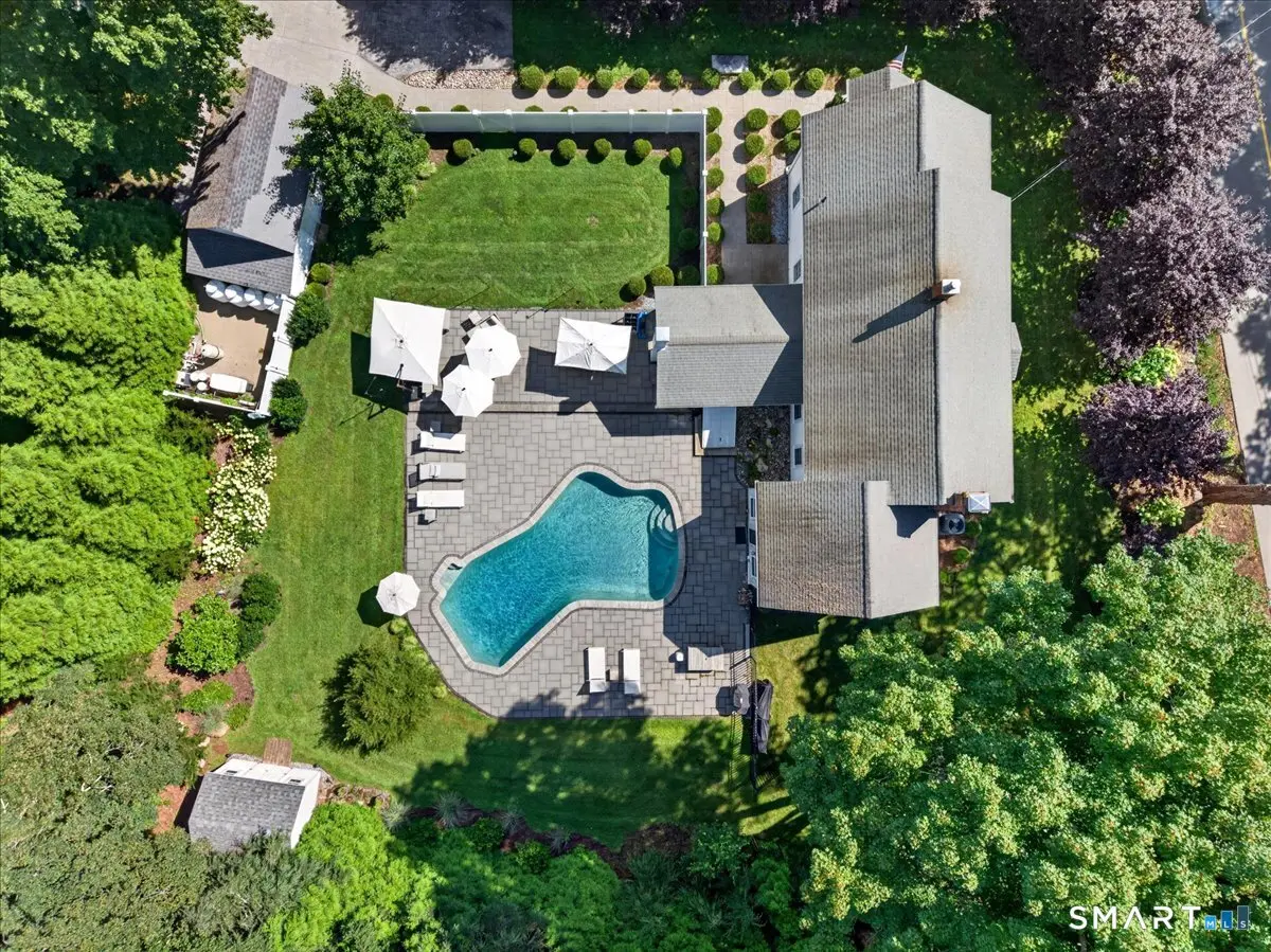 28 River Road, Essex