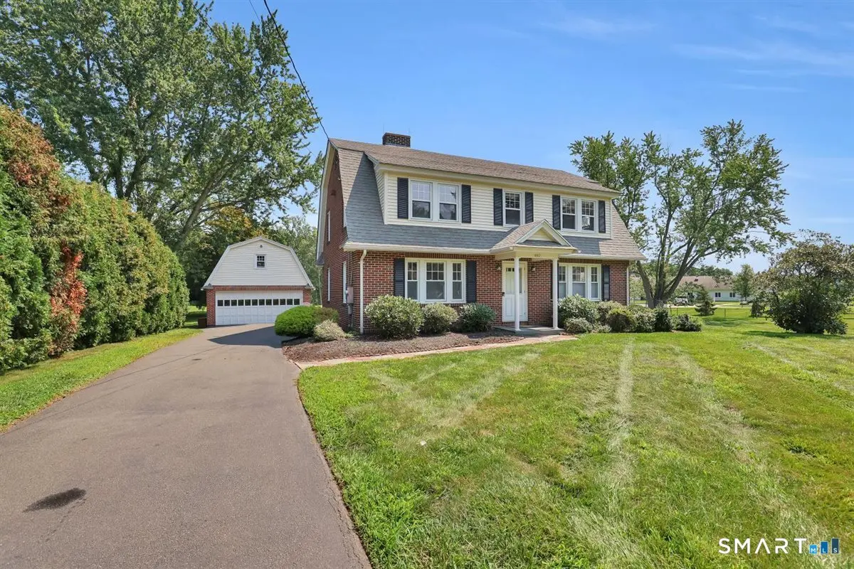 880 North Farms Road, Wallingford
