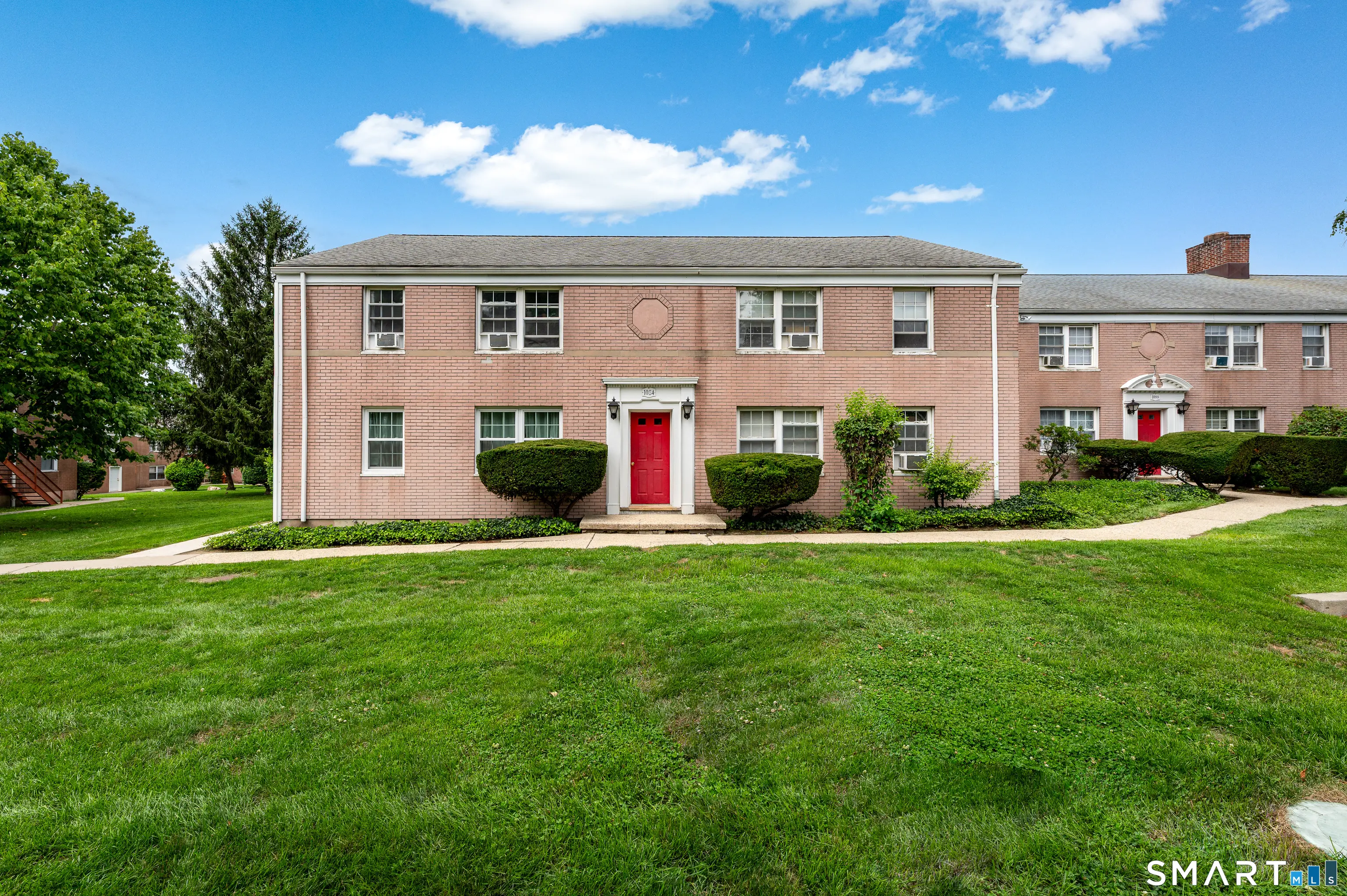 1084 East Main Street 1, Stamford
