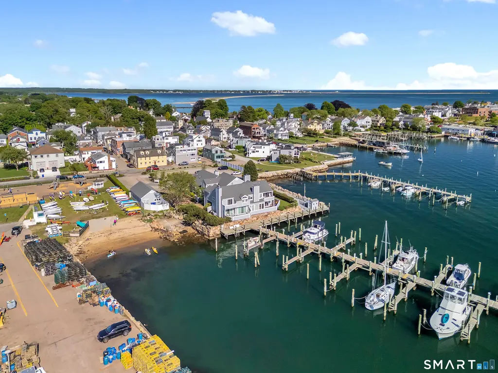 4 Northwest Street B3, Stonington