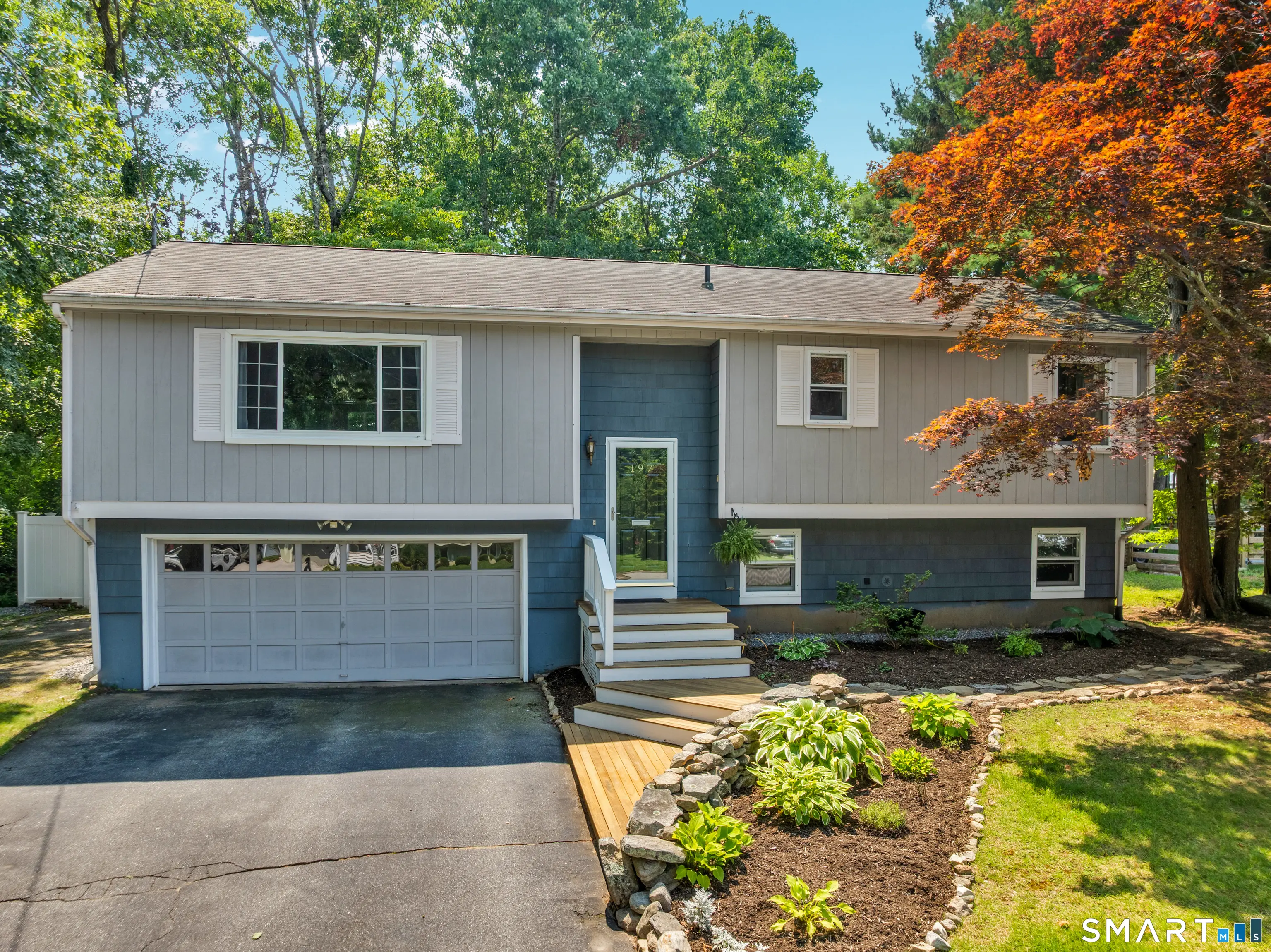 197 Breezy Knolls, Groton