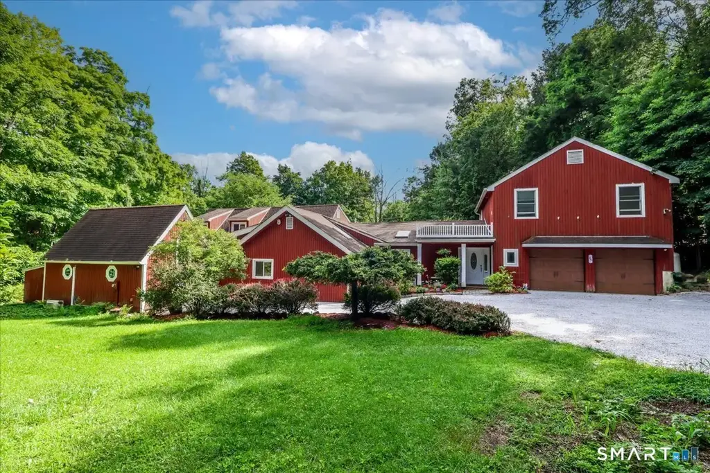 66 Taylor Road, Bethel
