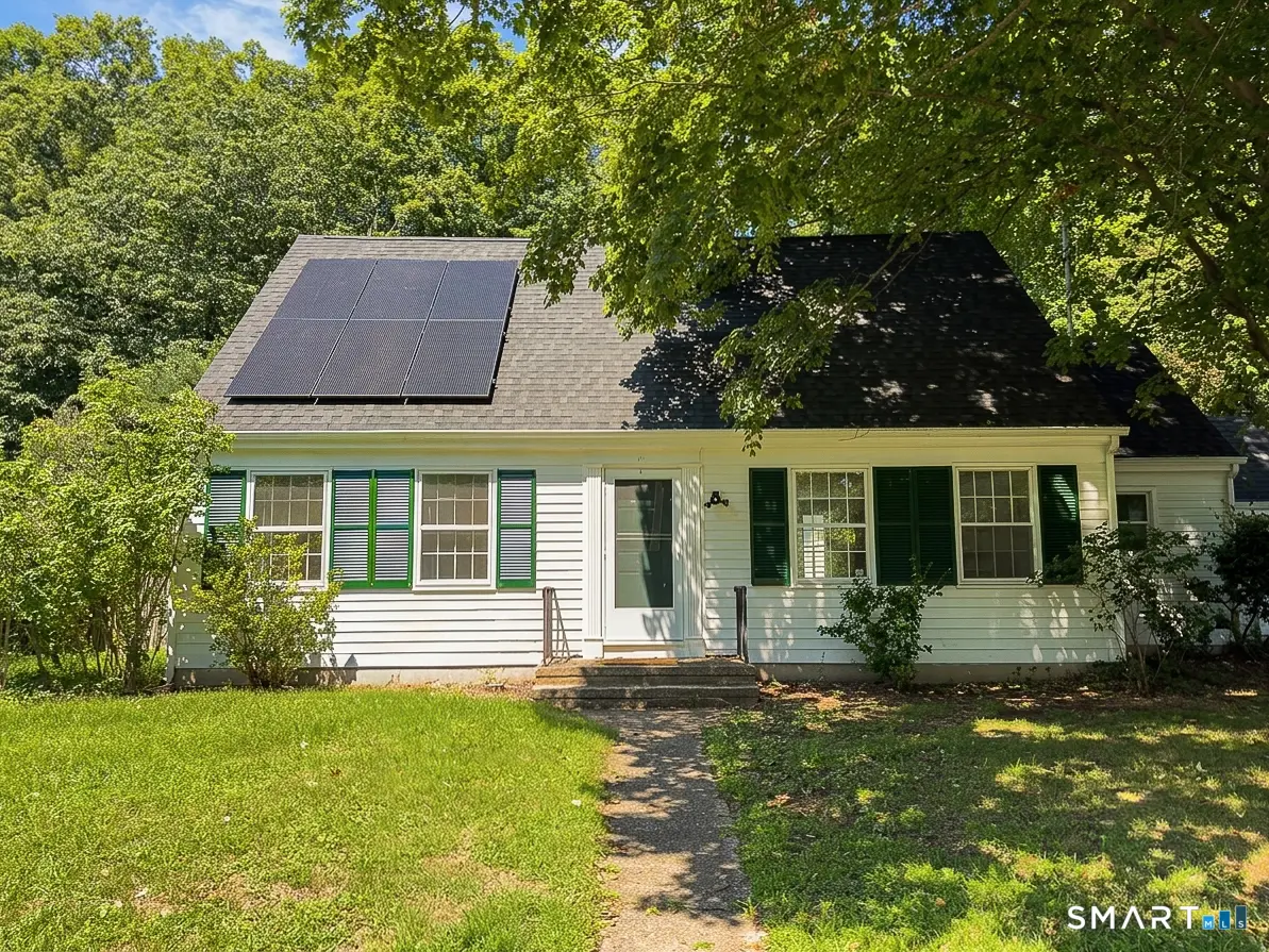 19 Armory Street, Hamden