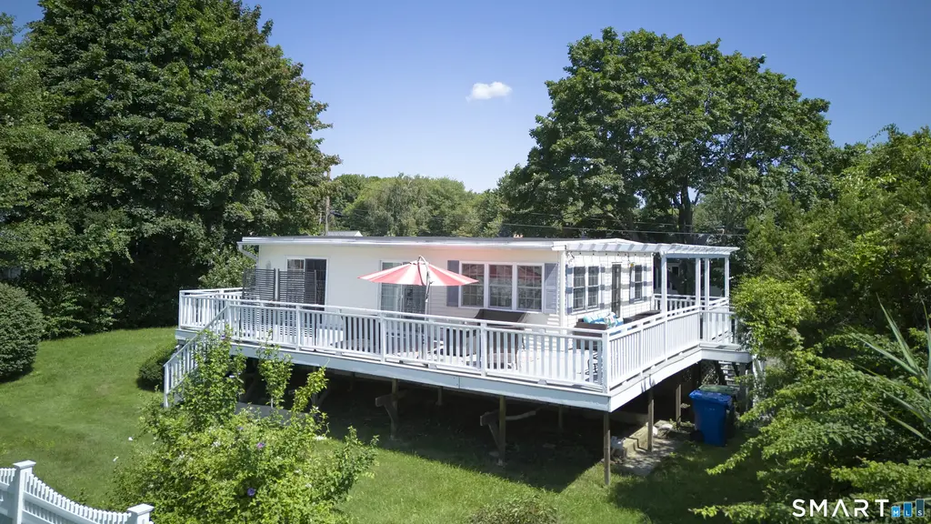 8 Kenn Road, Old Saybrook