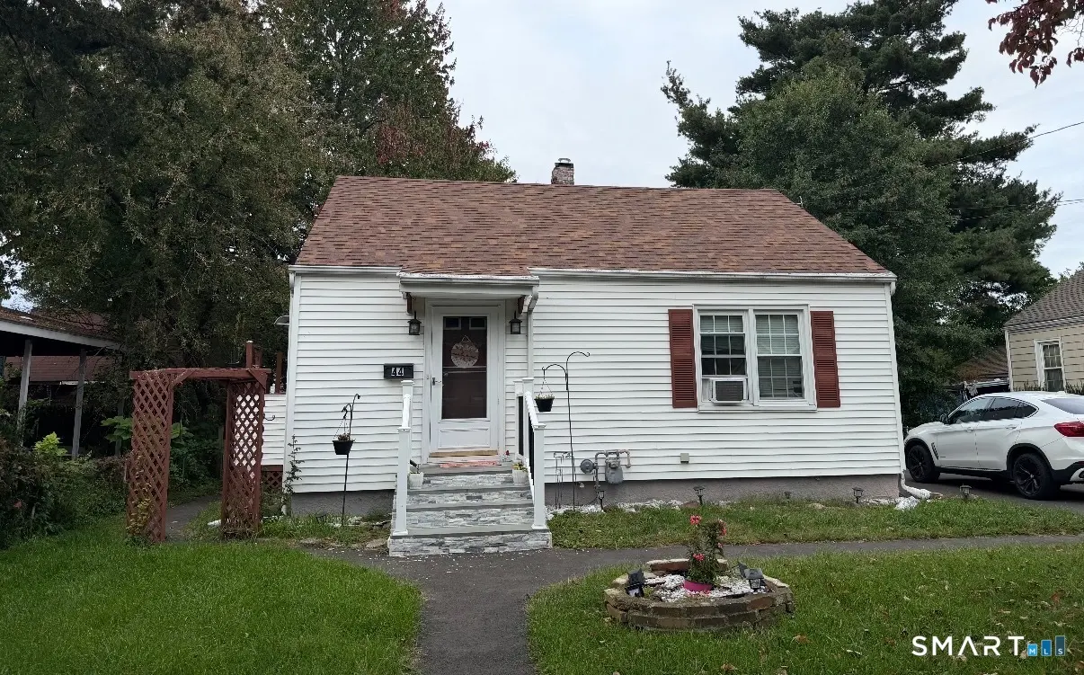 44 Oxford Drive, East Hartford