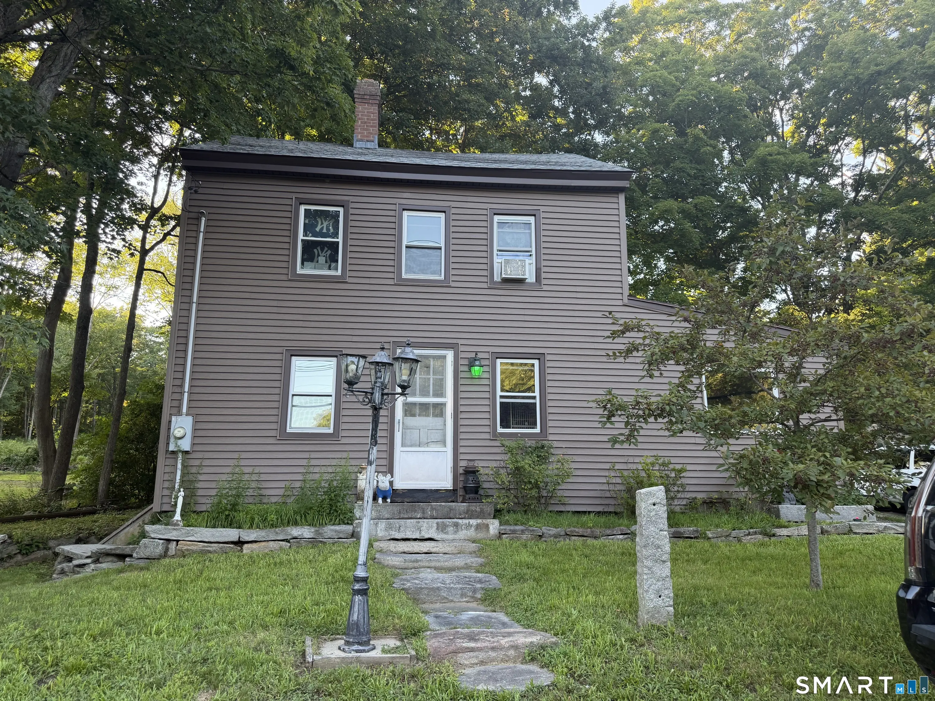 128 West High Street, East Hampton