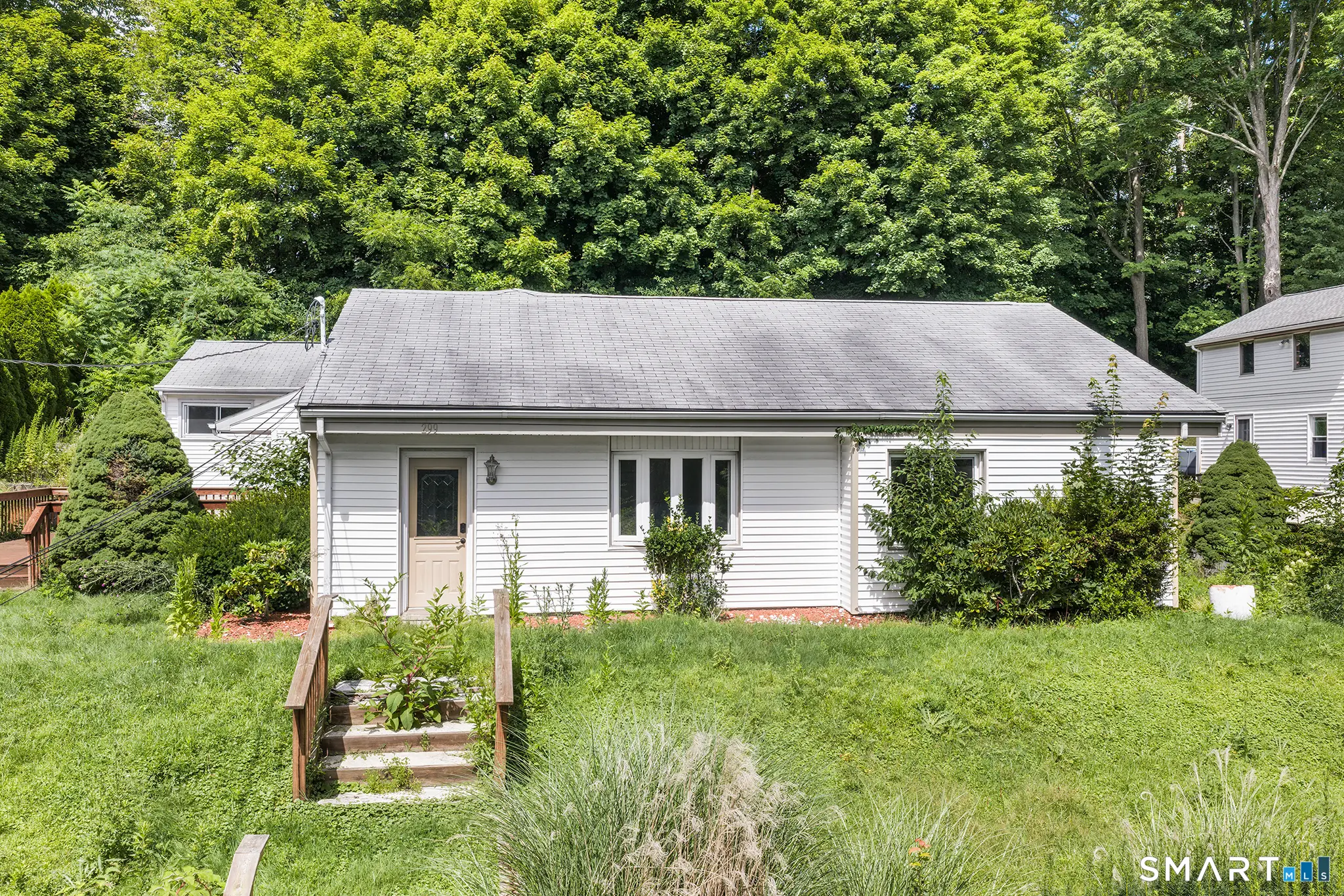 299 South Road, Farmington