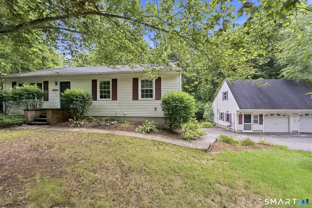 101 Rixtown Road, Griswold