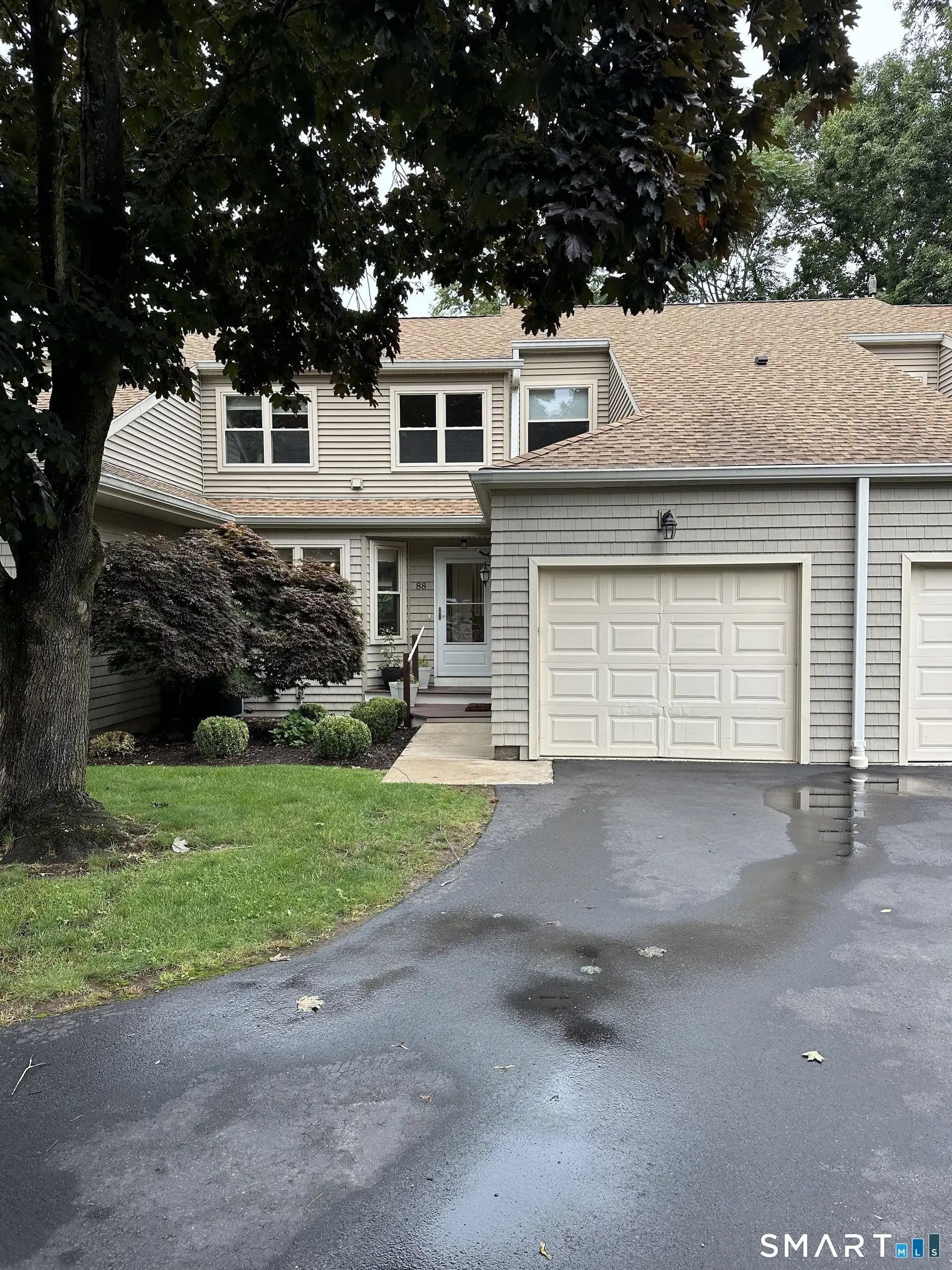 88 Quarry Dock Road 88, Branford