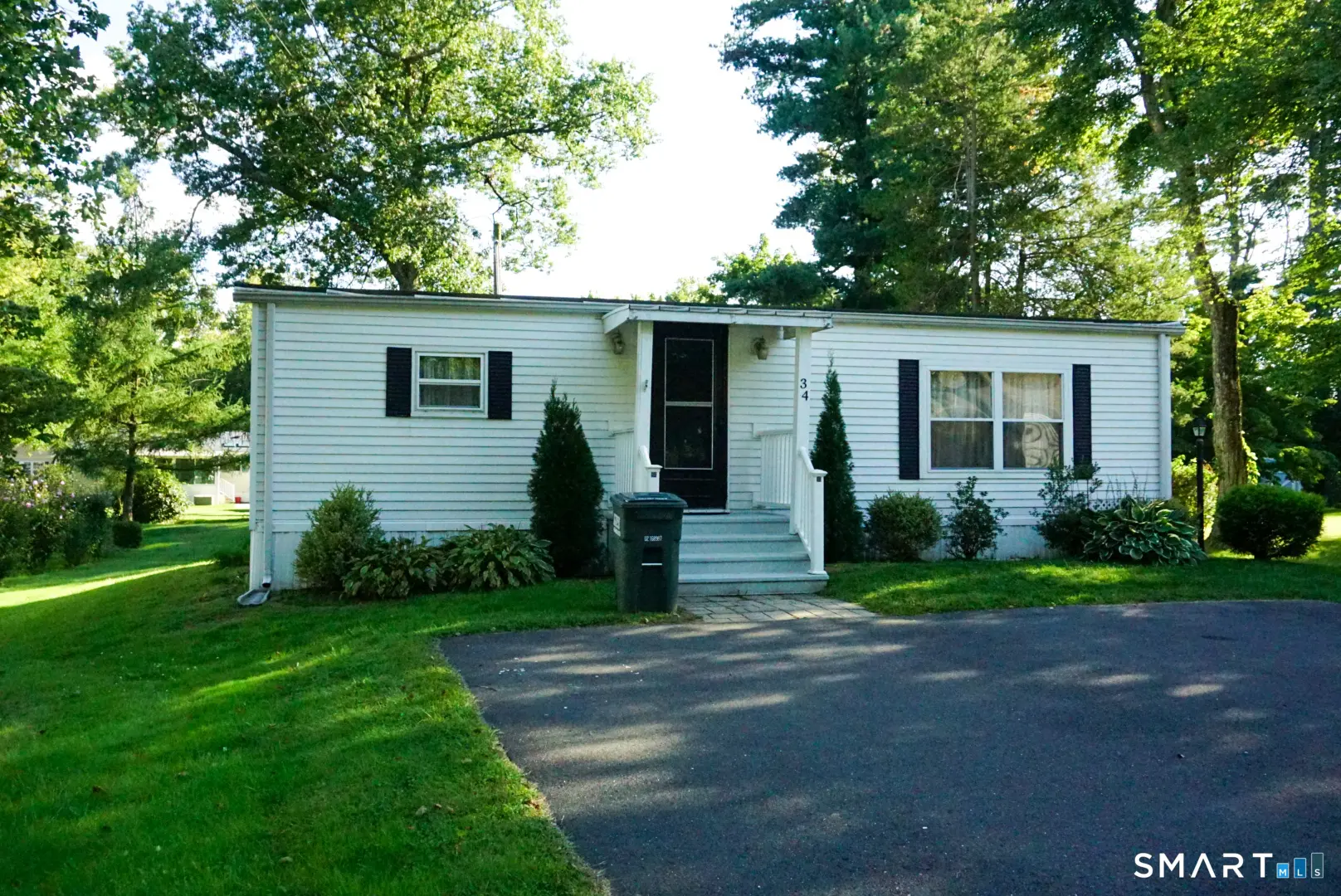 34 Red Oak Drive, Southington