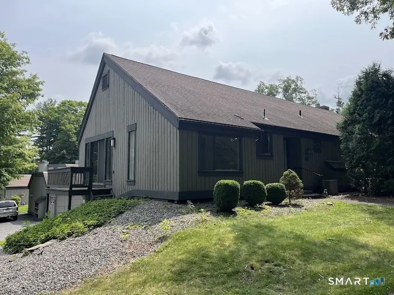 302 Heritage Village A, Southbury