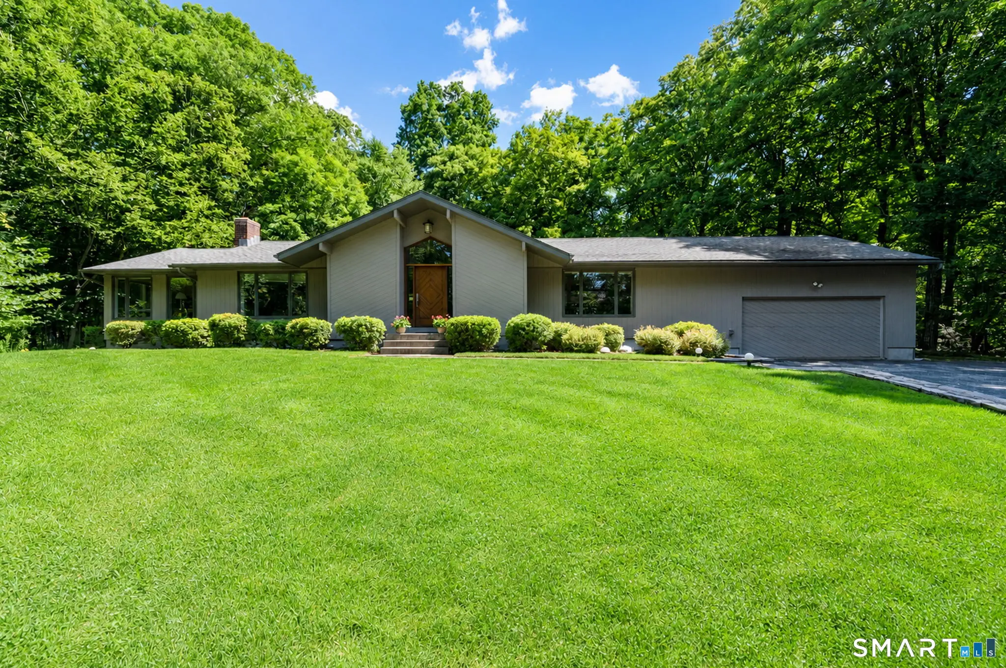 182f Ives Street, Hamden