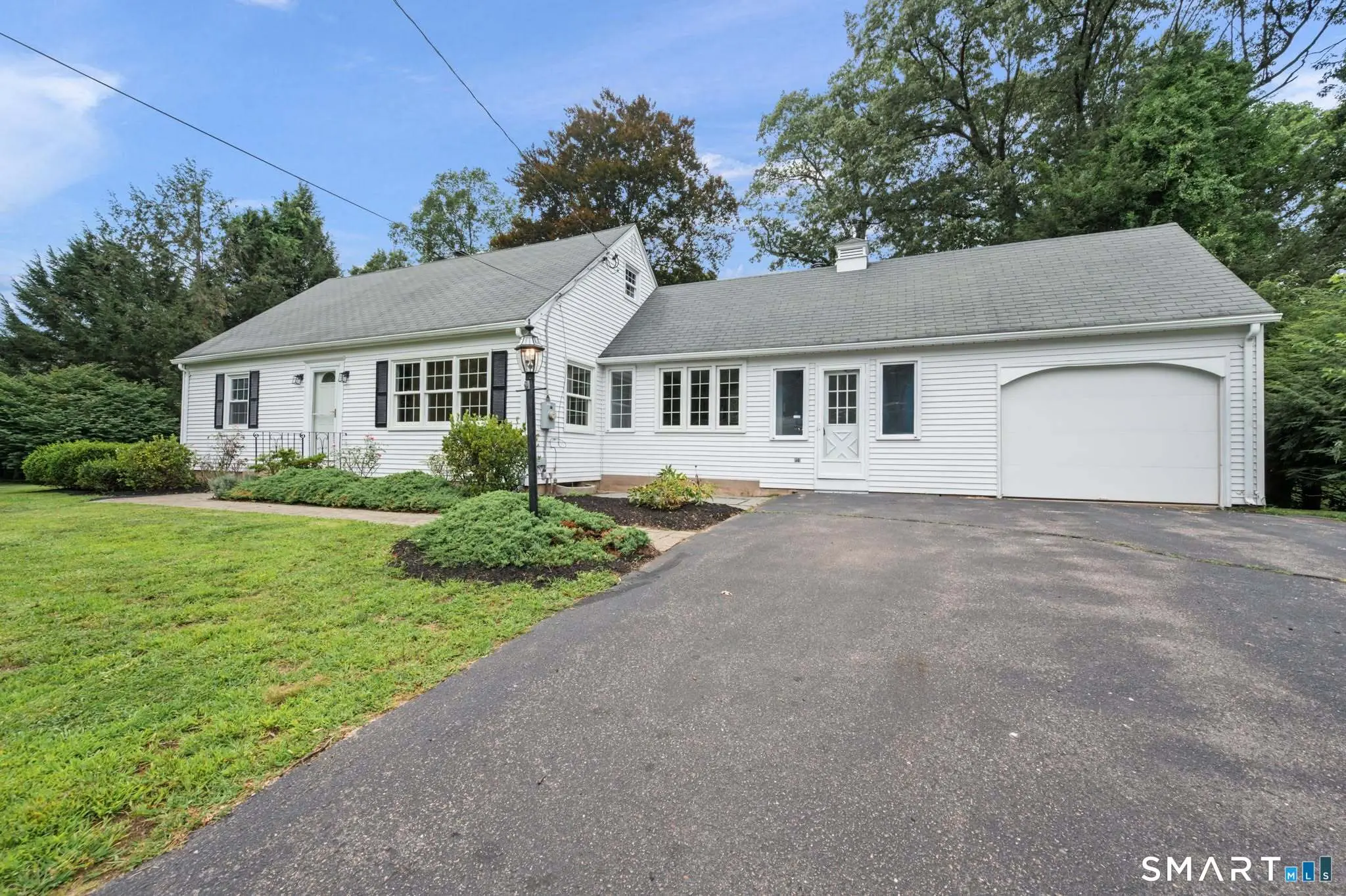 37 Pilgrim Drive, Windsor