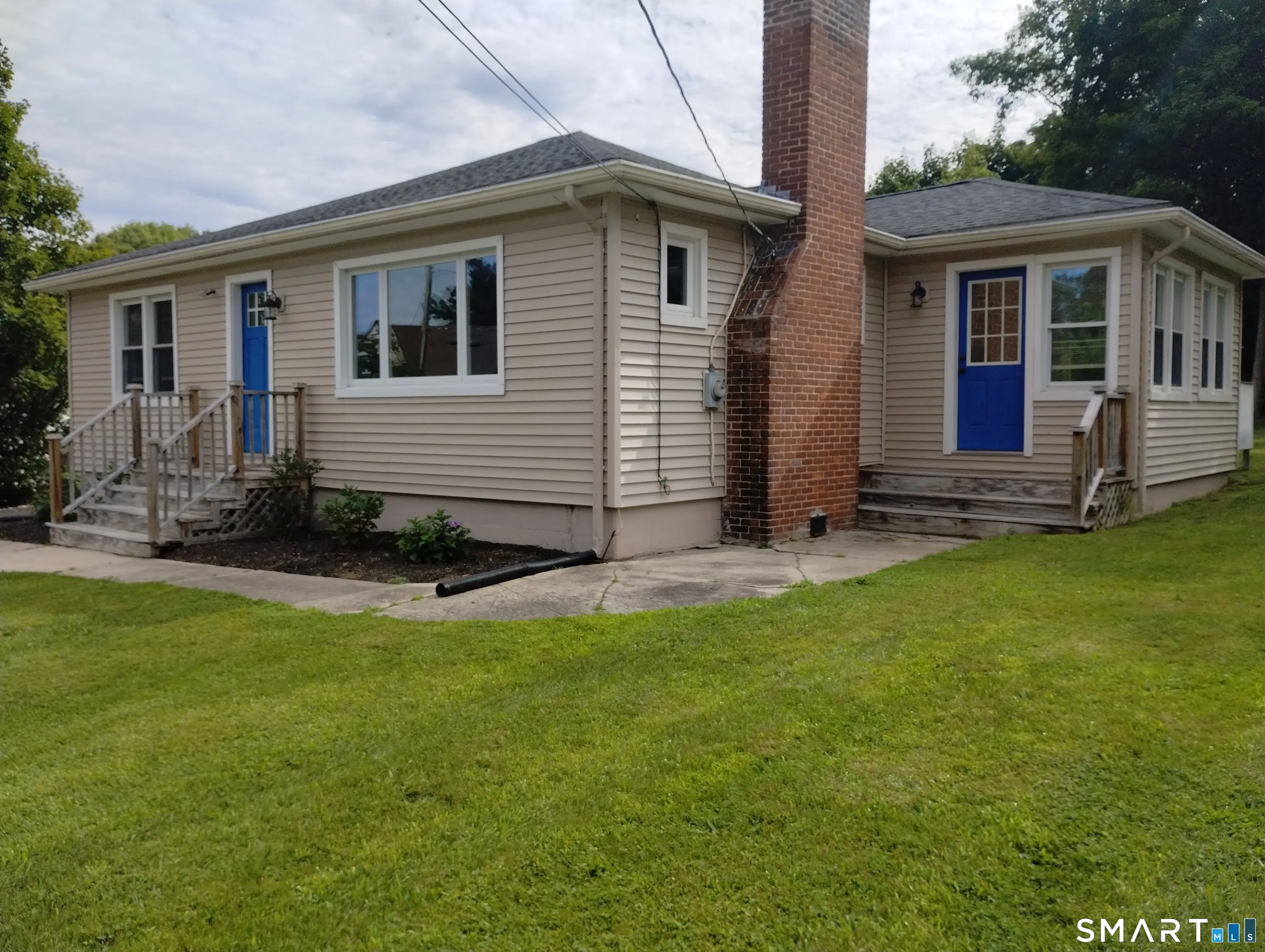 26 Highland Avenue, Killingly