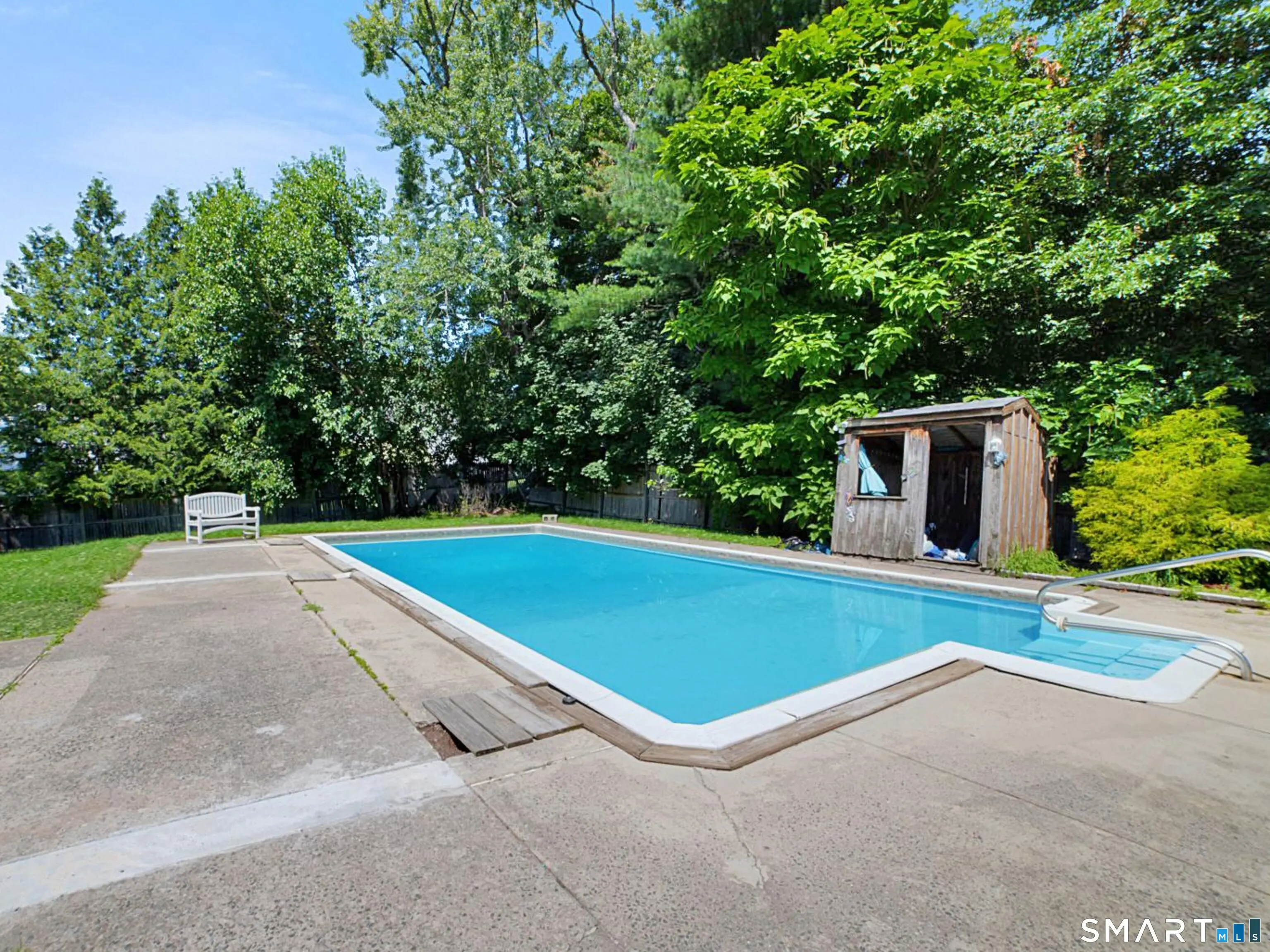824 Randolph Road, Middletown