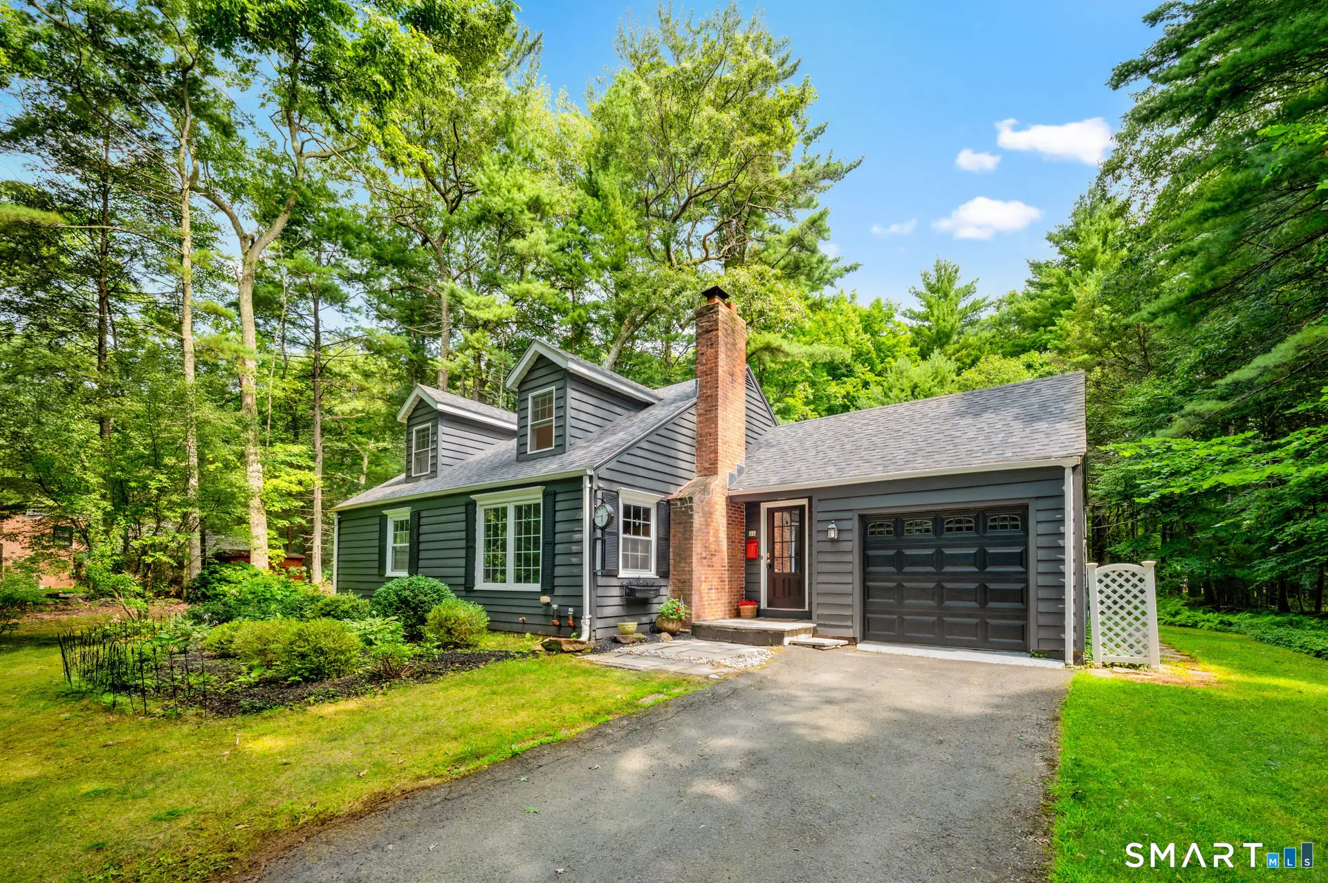 44 Climax Road, Simsbury