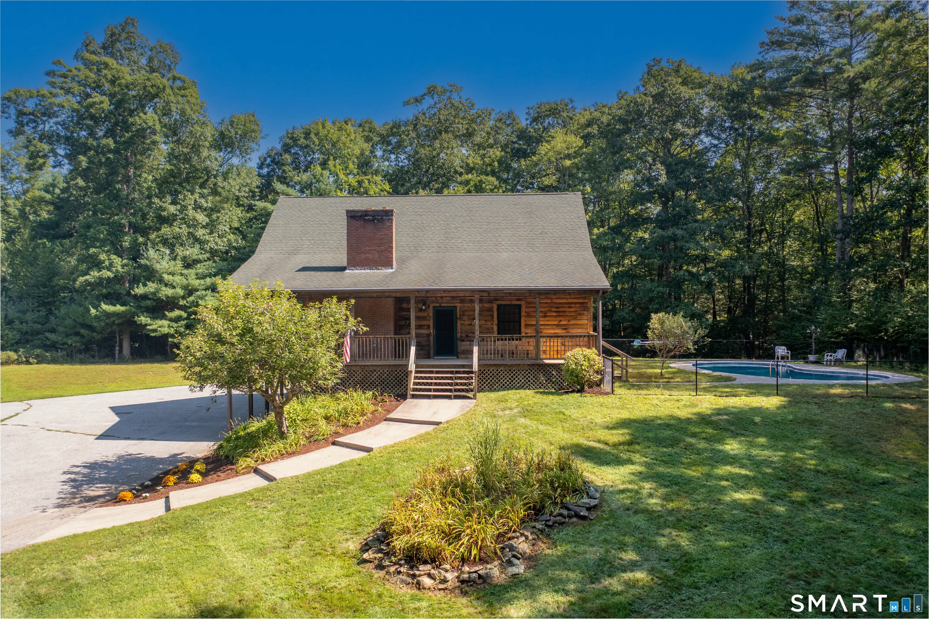 751 Quaddick Town Farm Road, Thompson