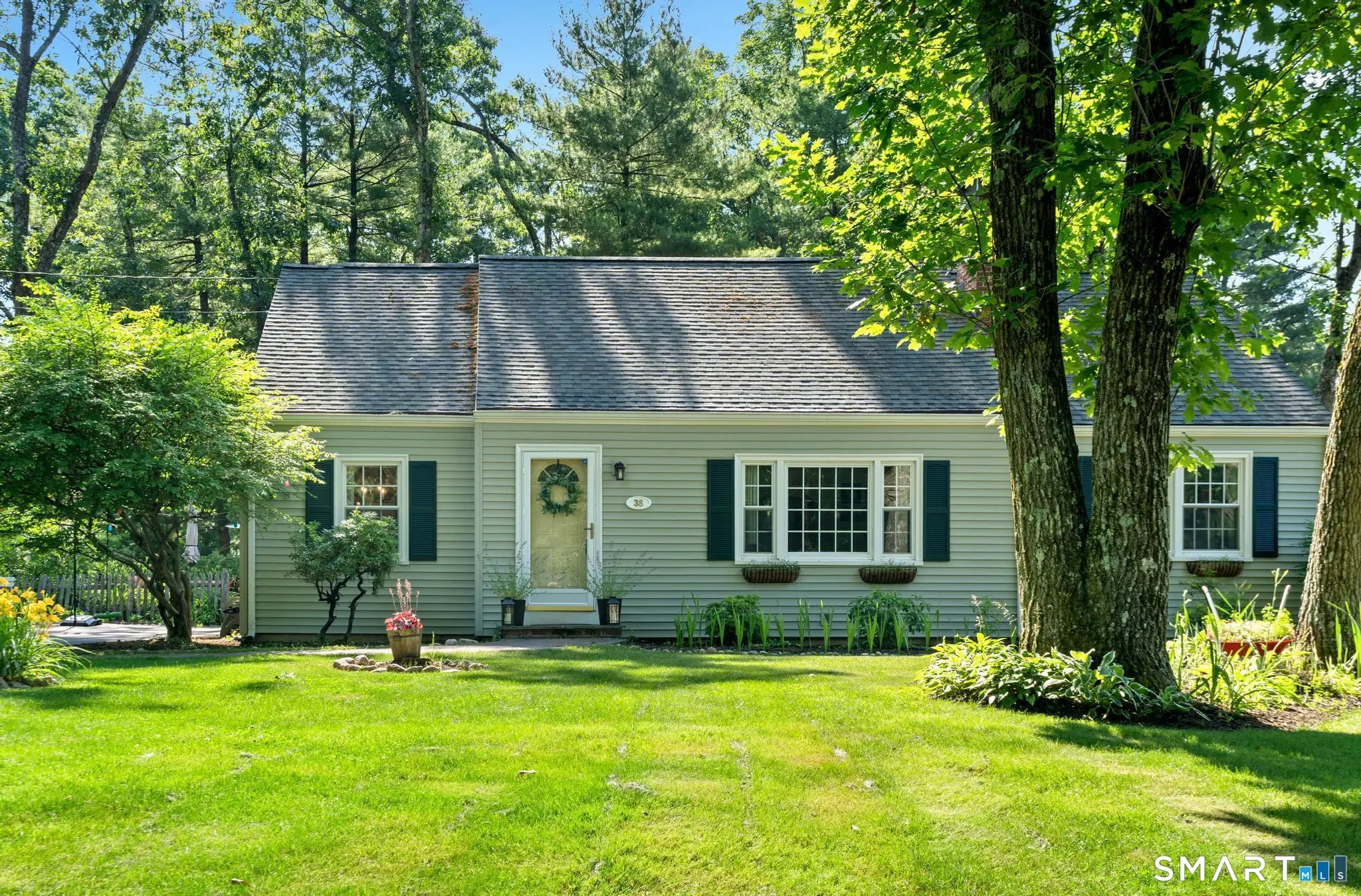 38 Barry Lane, Simsbury