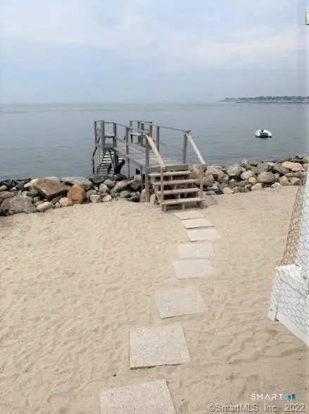 17 Barnes Road, Old Saybrook