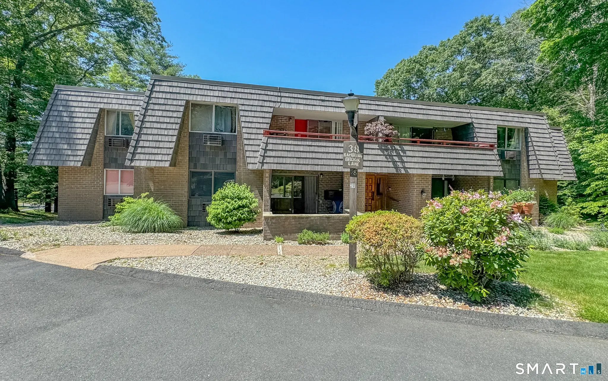38 Rambling Brook Lane B6, Glastonbury
