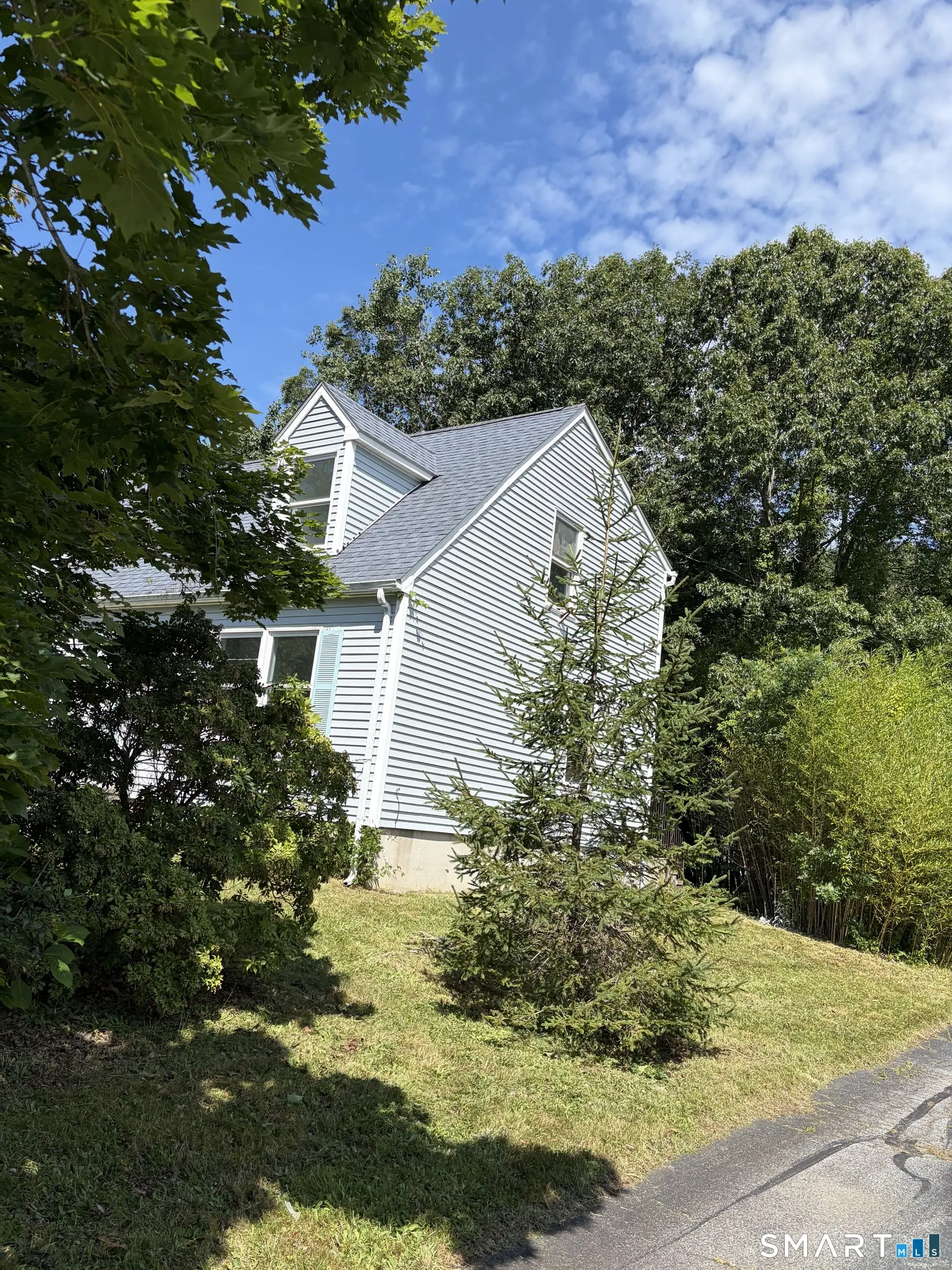 106 Deerfield Ridge Drive, Groton