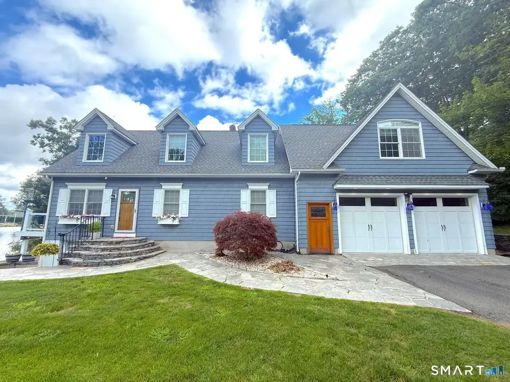 100 North Street, Wolcott