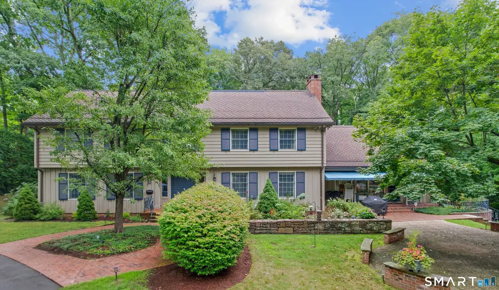 132 Roslyn Drive, New Britain