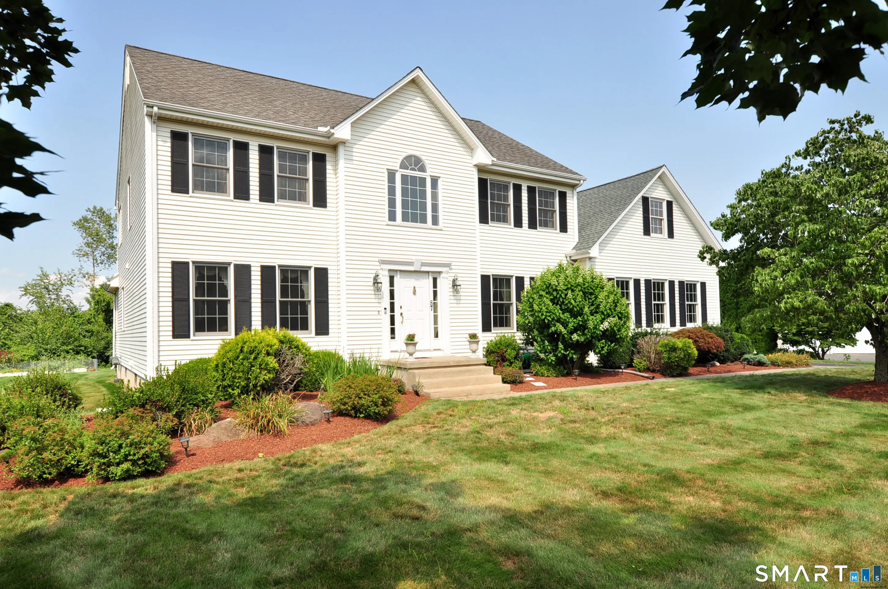 87 Gilbert Lane, South Windsor