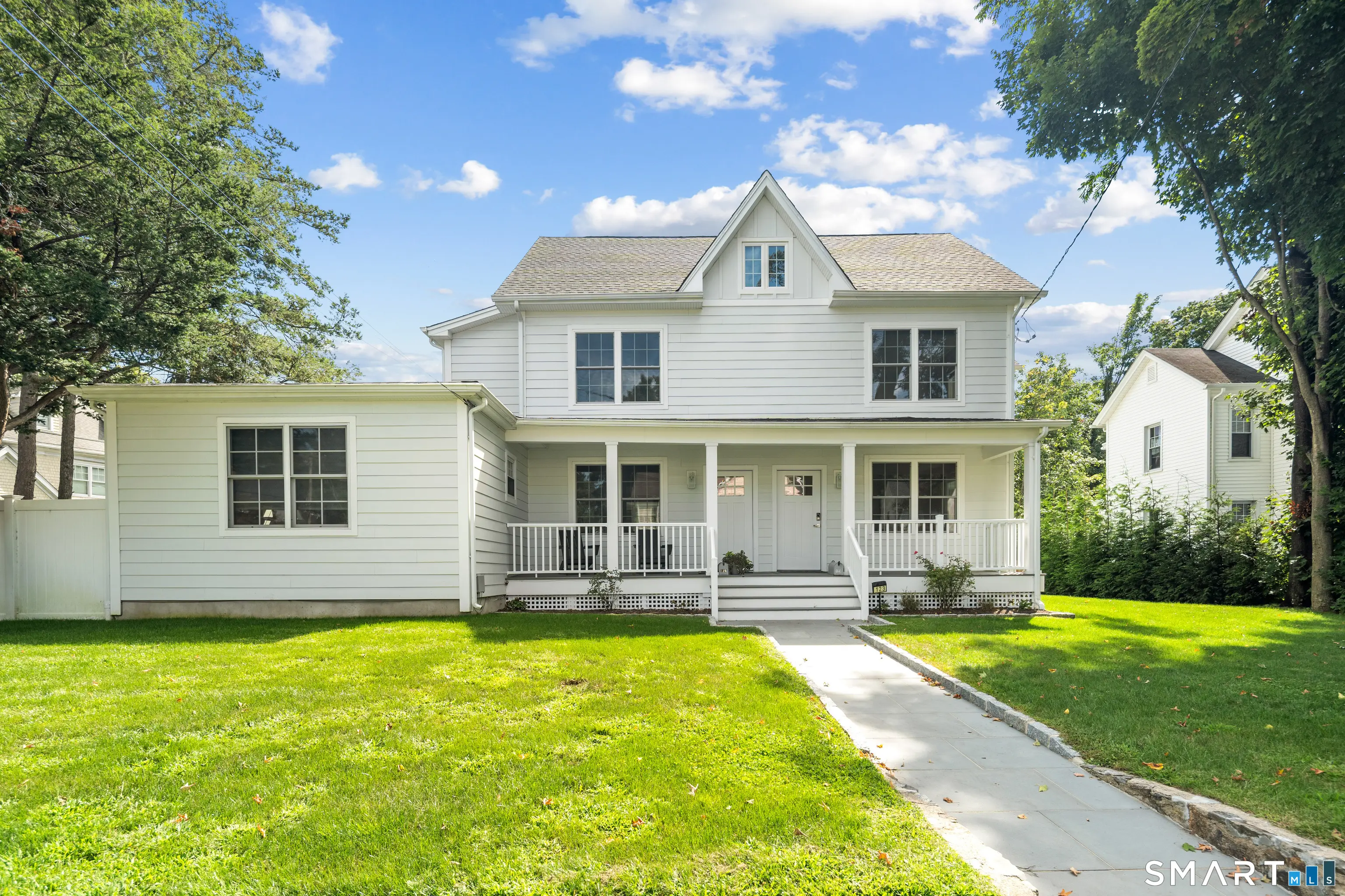 123 East Avenue, New Canaan