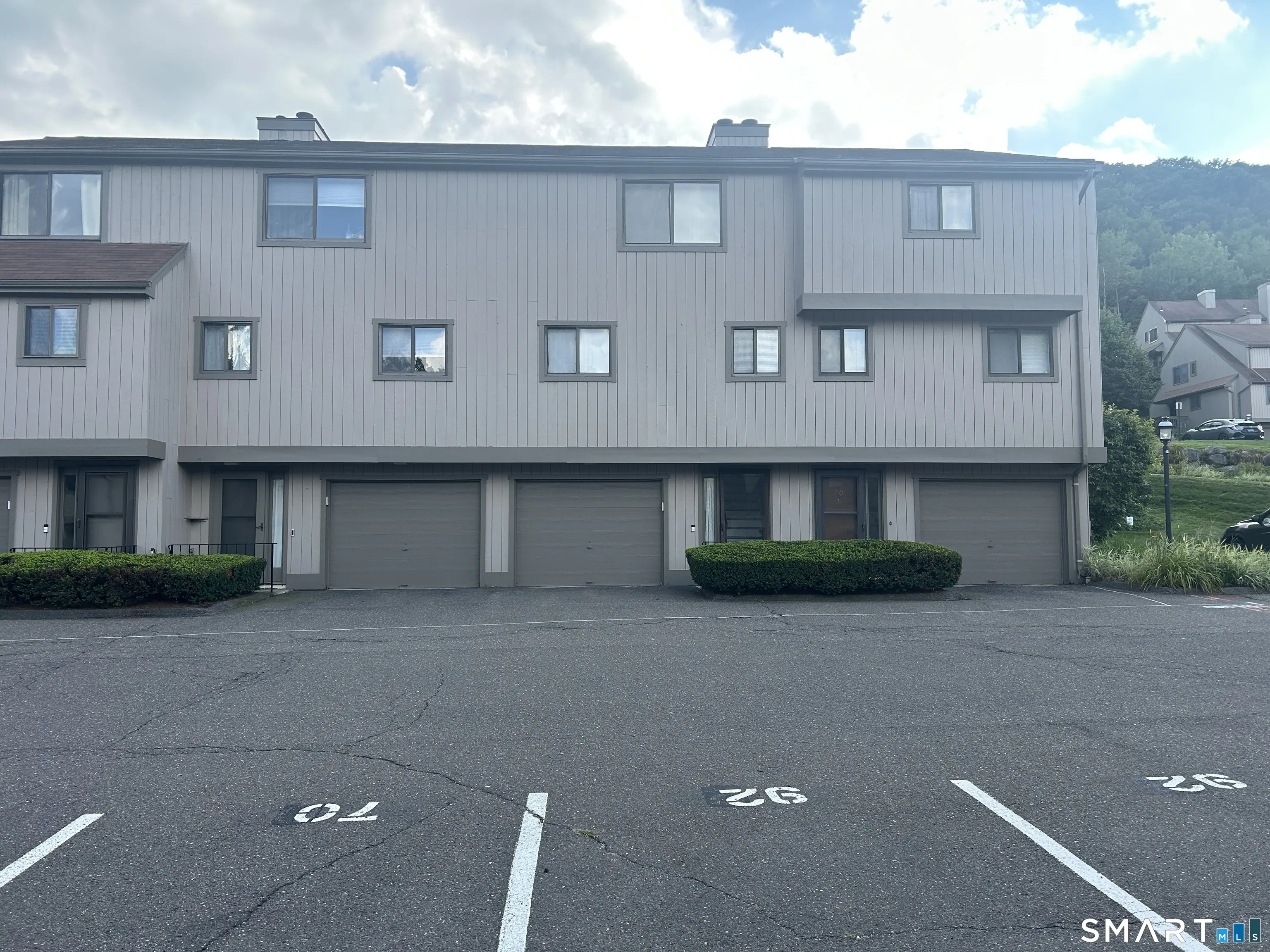 71 Dorchester Court 71, Beacon Falls
