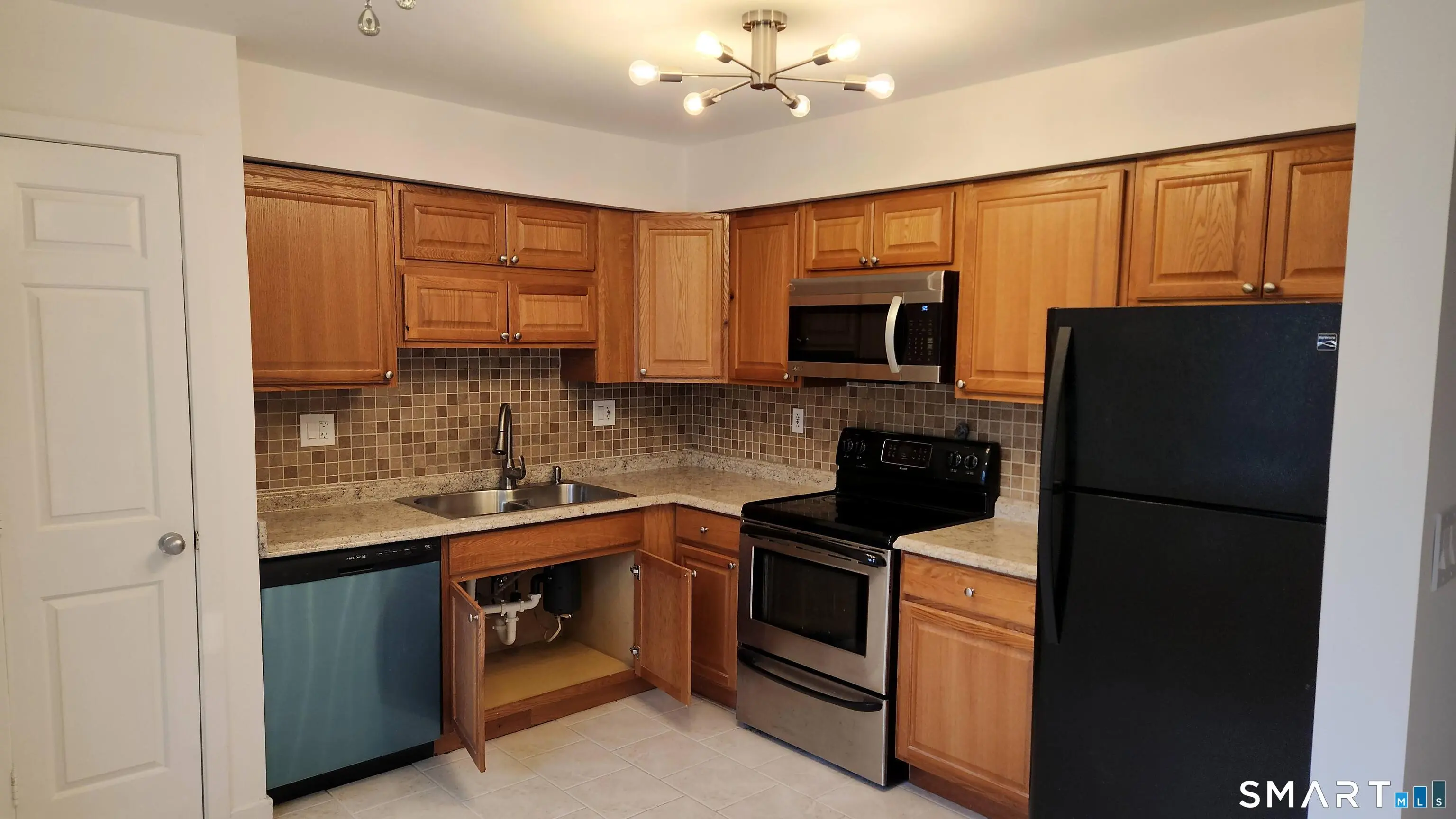 1414 Whitney Avenue A3, Hamden