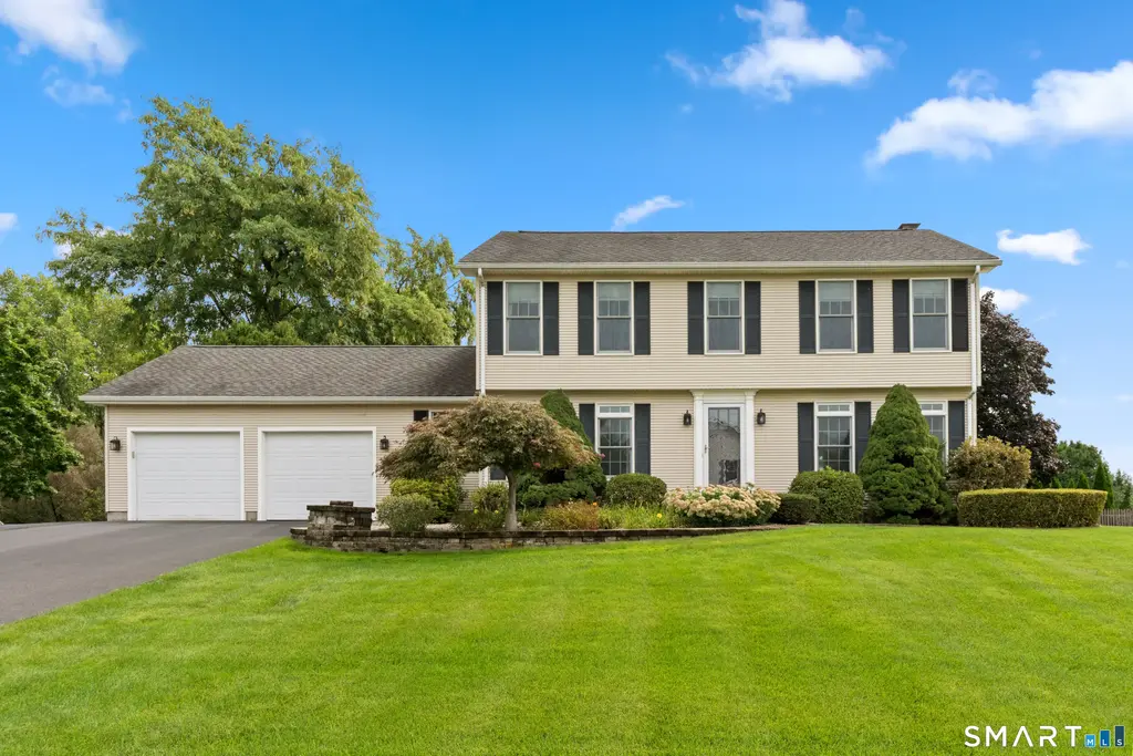 71 Quail Run Road, Suffield