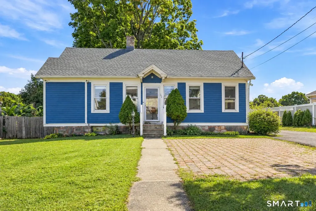 144 Clinton Street, Waterbury